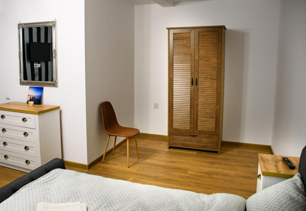 Ayana Central House Oradea Exterior photo